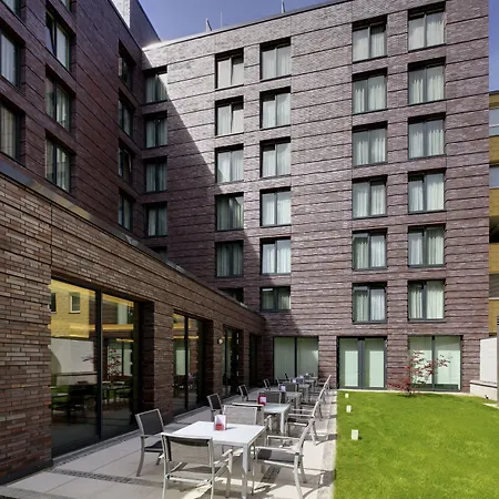 Hampton By Hilton West Берлин