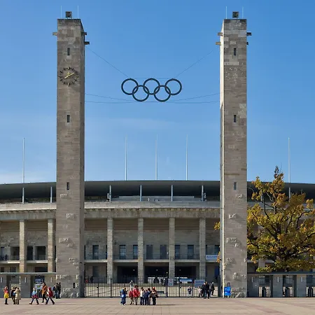 Hampton By Hilton West 3* Berlino