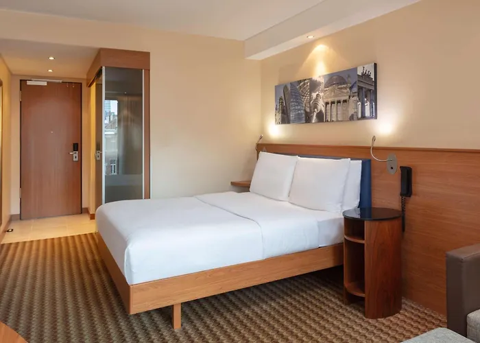 Hampton By Hilton West 3* Berlin