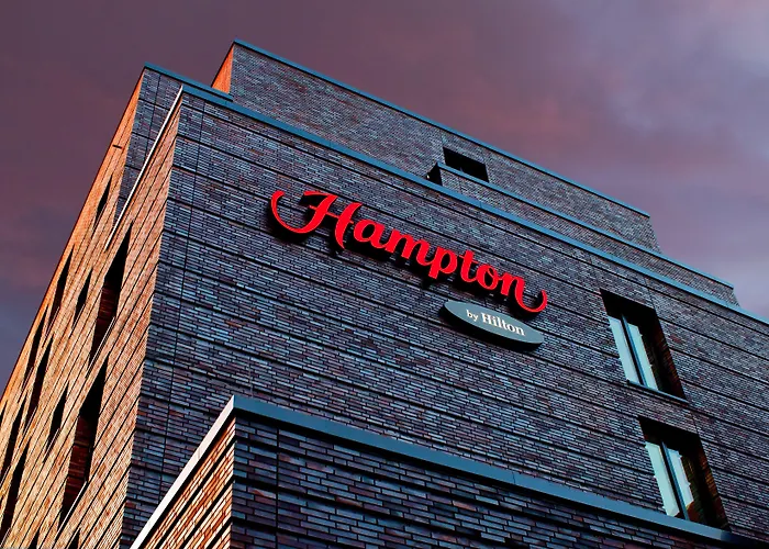 Hampton By Hilton West