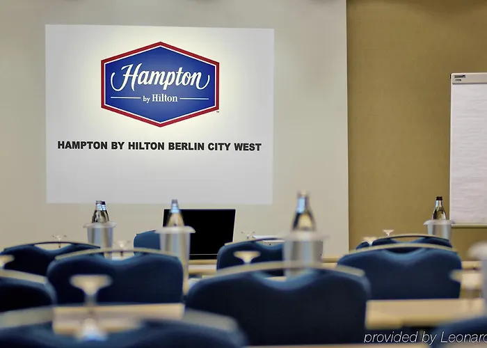 Hampton By Hilton West 3*