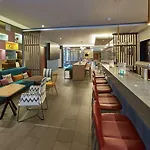 Hampton By Hilton West 3*