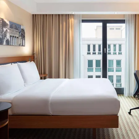 Hampton By Hilton West 3* Berlino