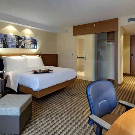 Hotell Hampton By Hilton West