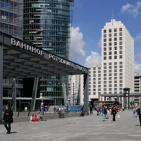 Hampton By Hilton West 3* Berlin
