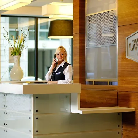 Hotel Hampton By Hilton West Berlino