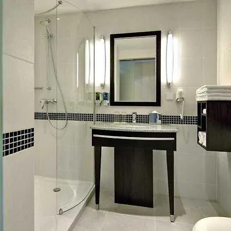 Hampton By Hilton West 3* Berlino