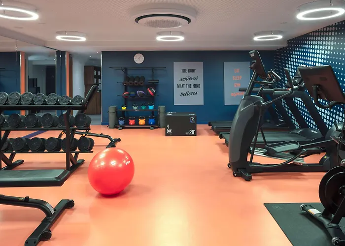 Hampton By Hilton West Ξενοδοχείο 3*